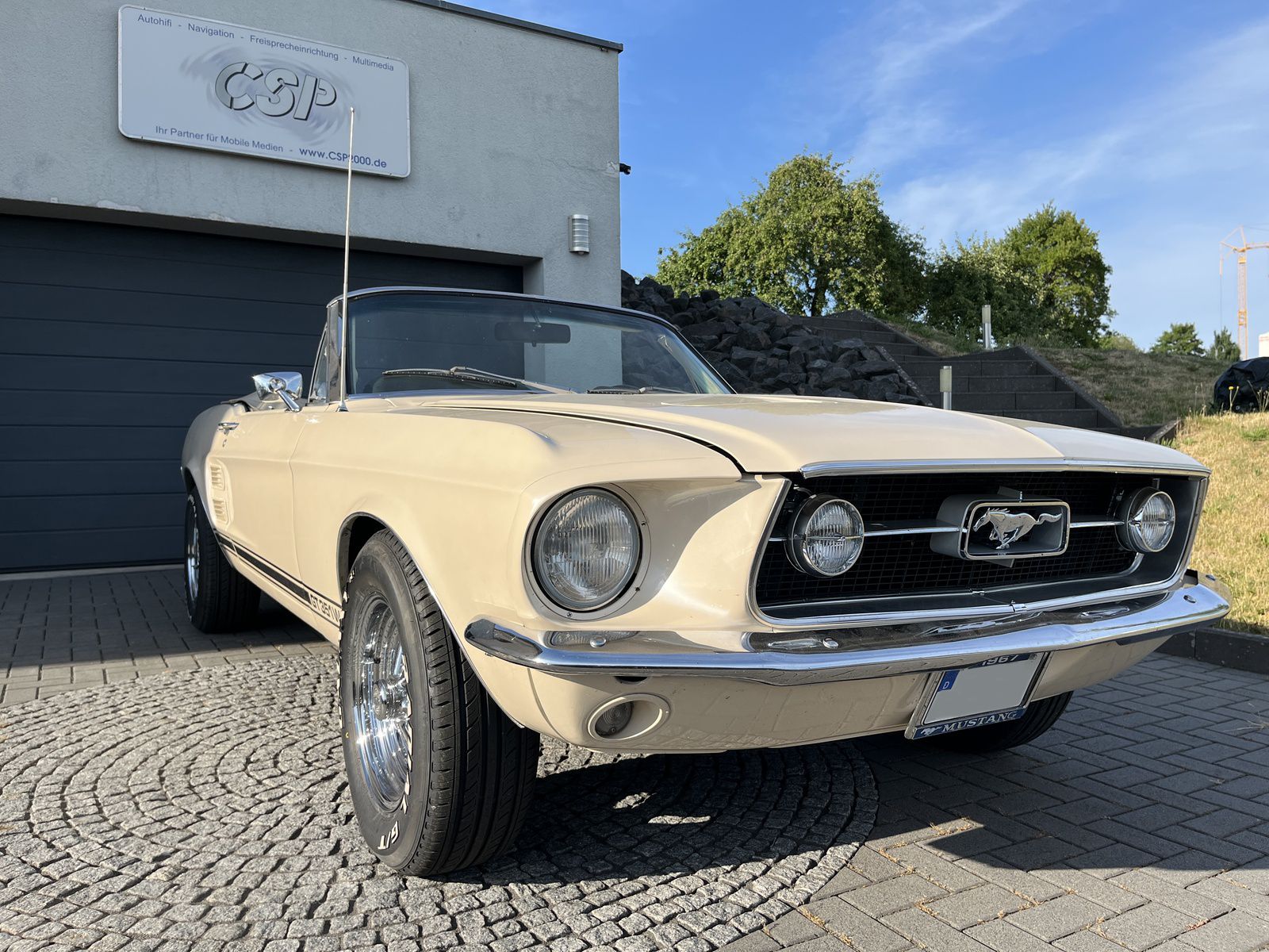 Ford Mustang Cabrio Modell 19641/2 bei CSP2000